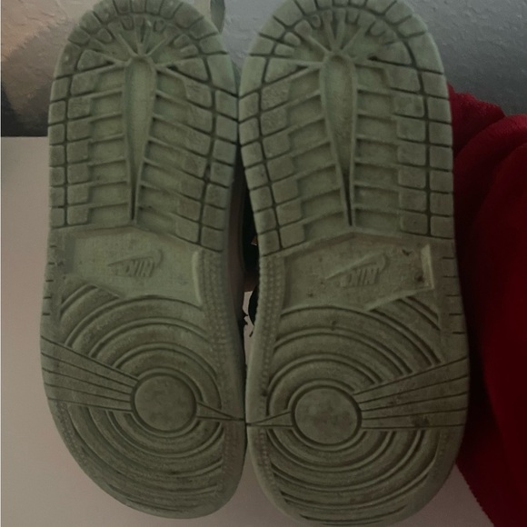 Nike Air Jordan 1 Mid Blue Mint
Used good condition 
Size 10 youth - Picture 8 of 8